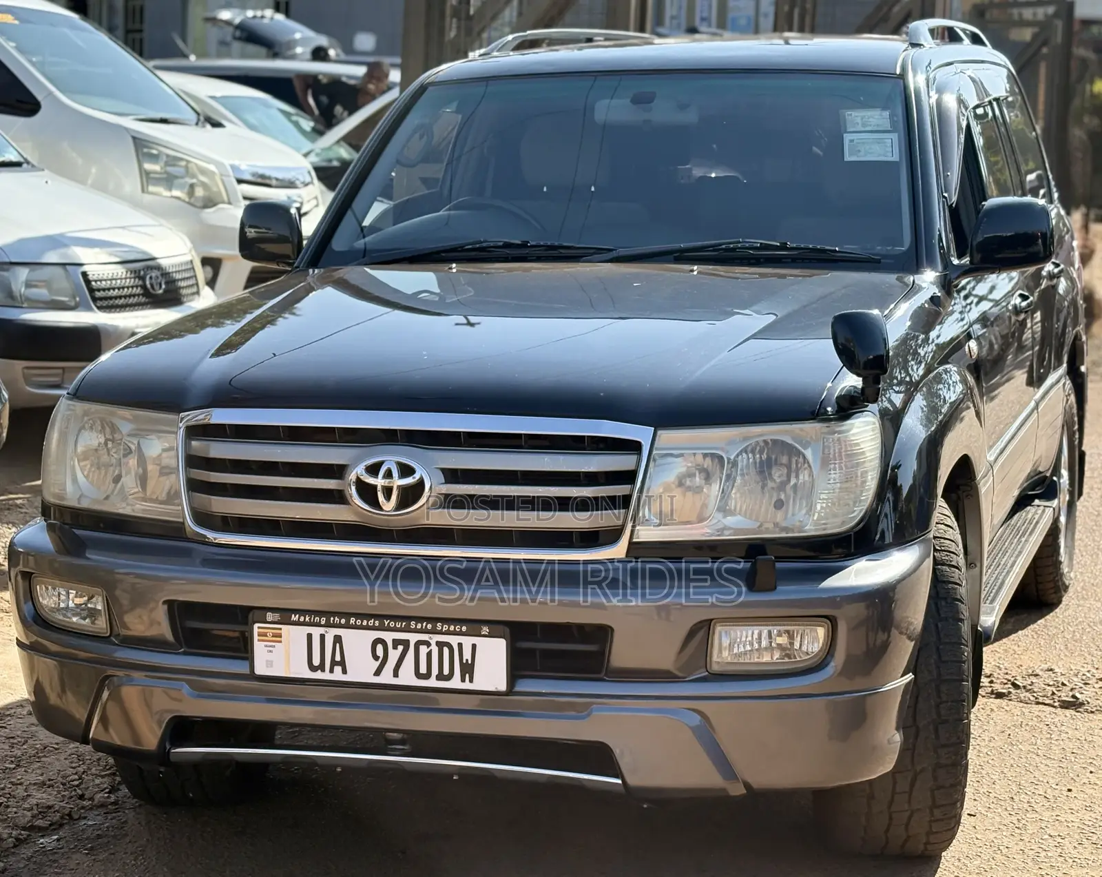 Toyota Land Cruiser Cygnus 4.7 2004 Black