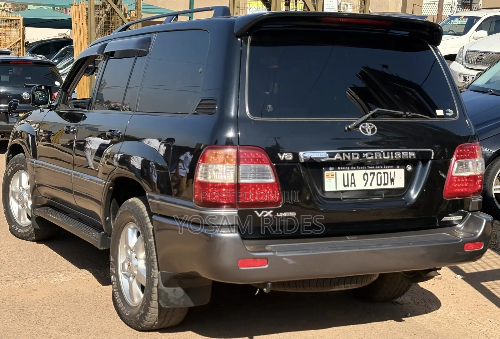 Toyota Land Cruiser Cygnus 4.7 2004 Black