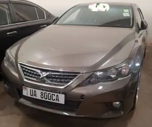 Toyota Mark X 2011 Gold