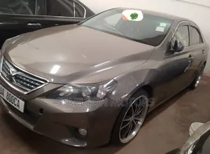 Toyota Mark X 2011 Gold