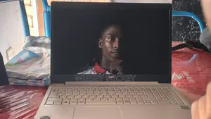 Laptop NEC 4GB Intel Core 3 HDD 500GB