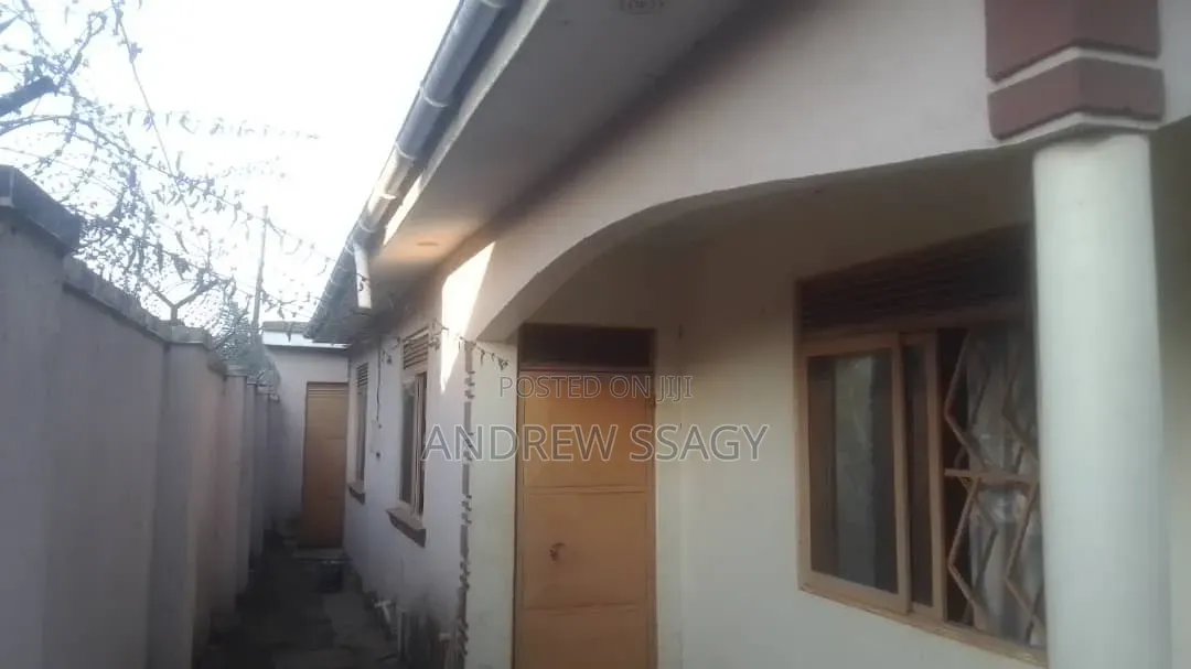 Furnished Mini Flat in Katabi for sale