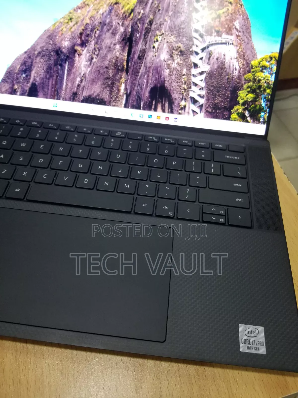 New Laptop Dell Precision 5550 16GB Intel Core i7 SSD 512GB
