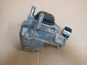 Gear Box Mounting for Nissan X Trail Hybrid T32.