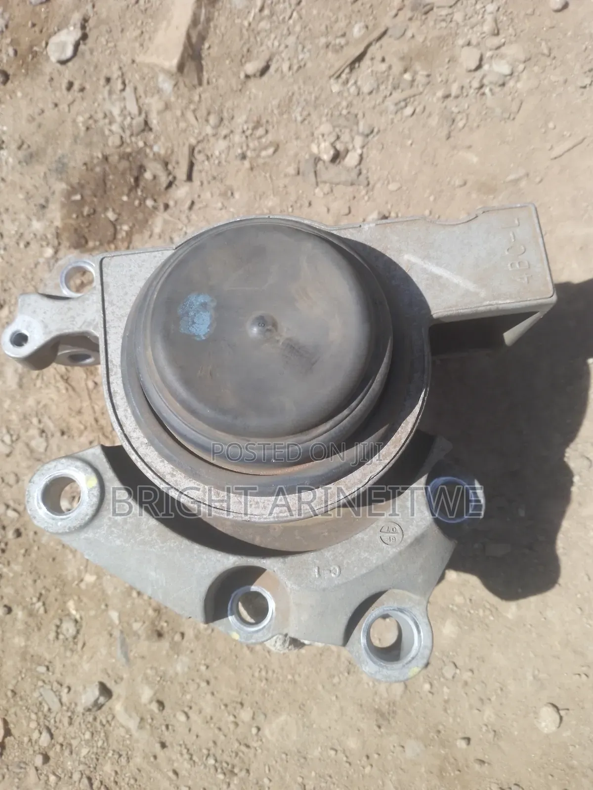 Gear Box Mounting for Nissan X Trail Hybrid T32.