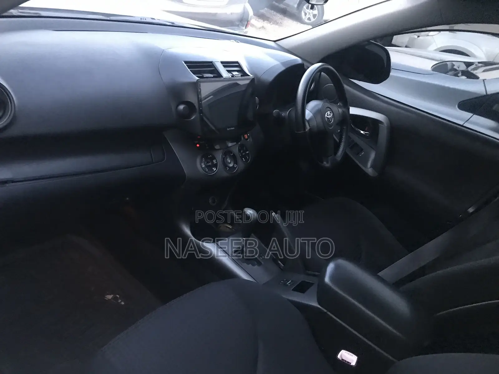 Toyota Vanguard 2009 Silver