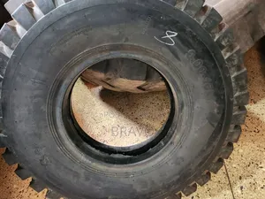 9.00R16 LT Tyres for Graders , Tata.