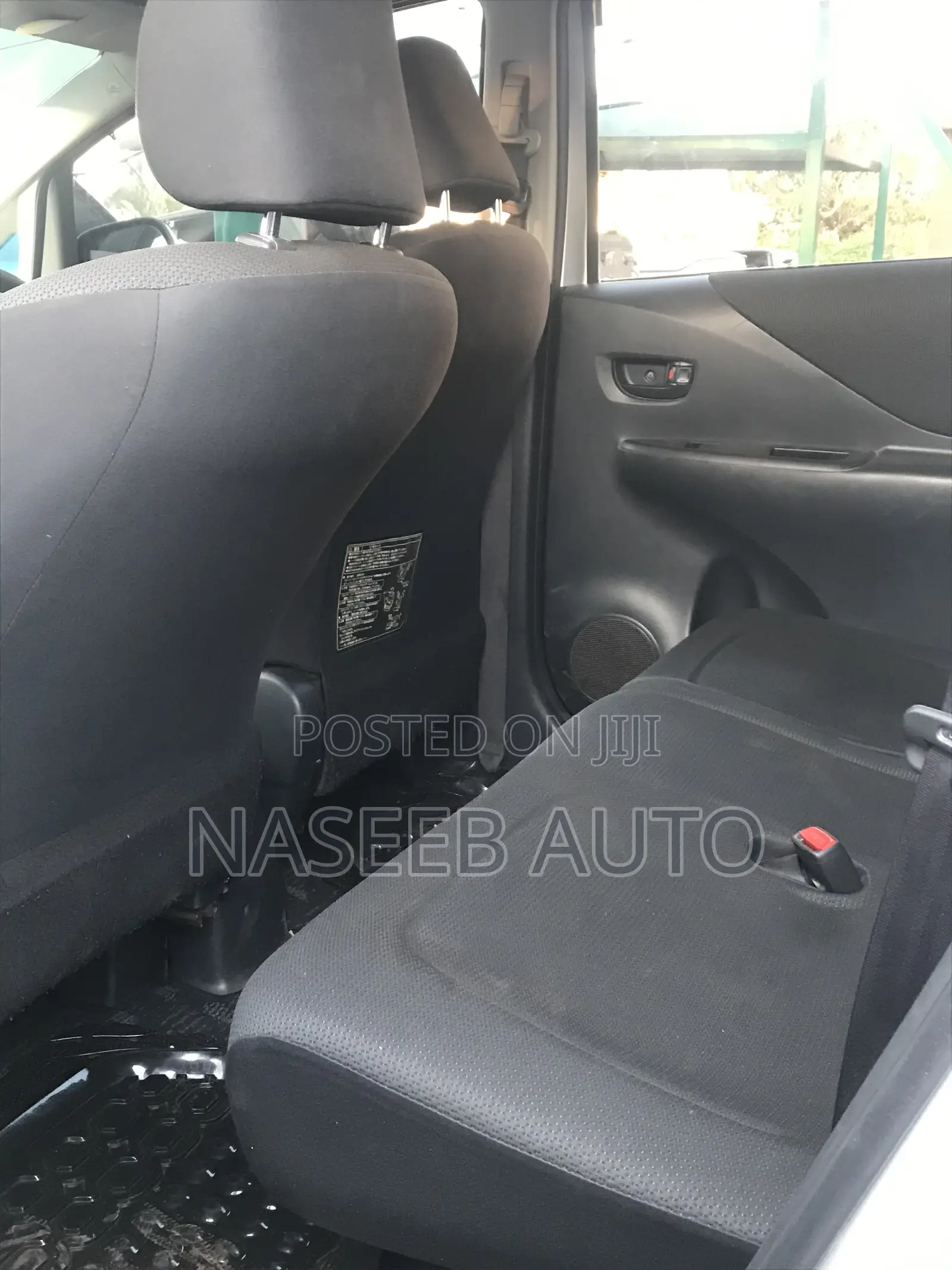 Toyota Ractis 2008 Silver