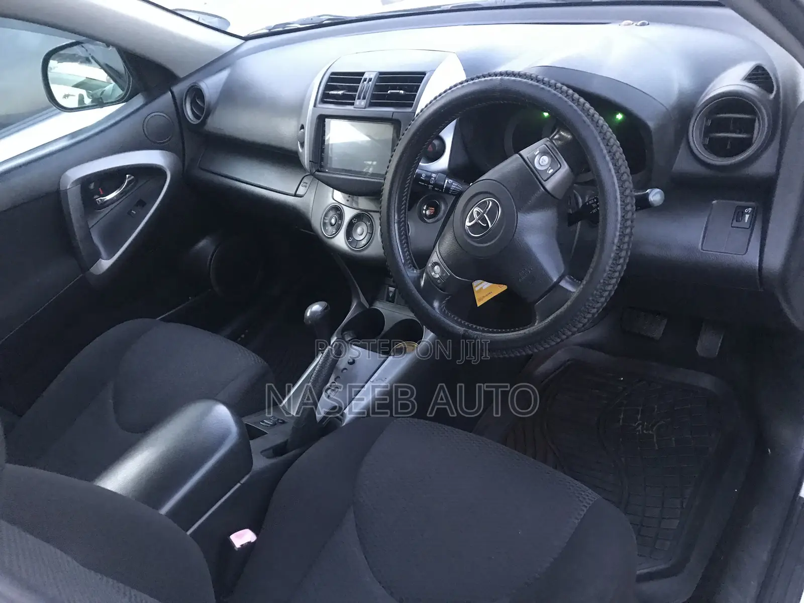 Toyota RAV4 2008 White
