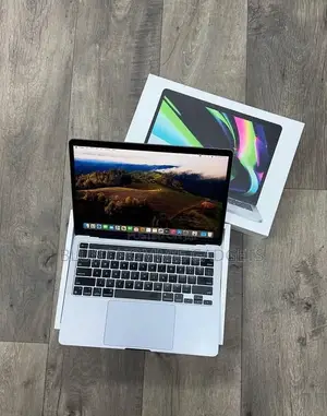 New Laptop Apple MacBook Pro 2022 M2 8GB Apple M2 SSD 256GB