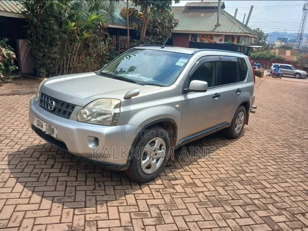 Nissan X-Trail 2012 Silver