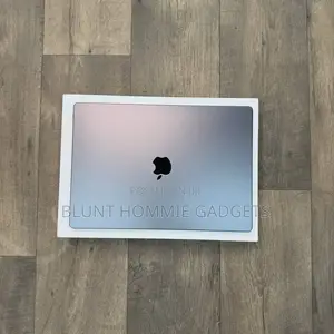 New Laptop Apple MacBook Pro 2026 M5 Max 128GB Apple M5 Max SSD 2T