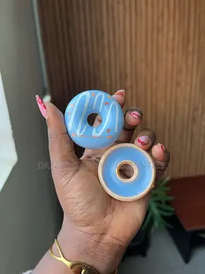 Iman of Noble Donut Shaped Lip Balm - Bubblegum