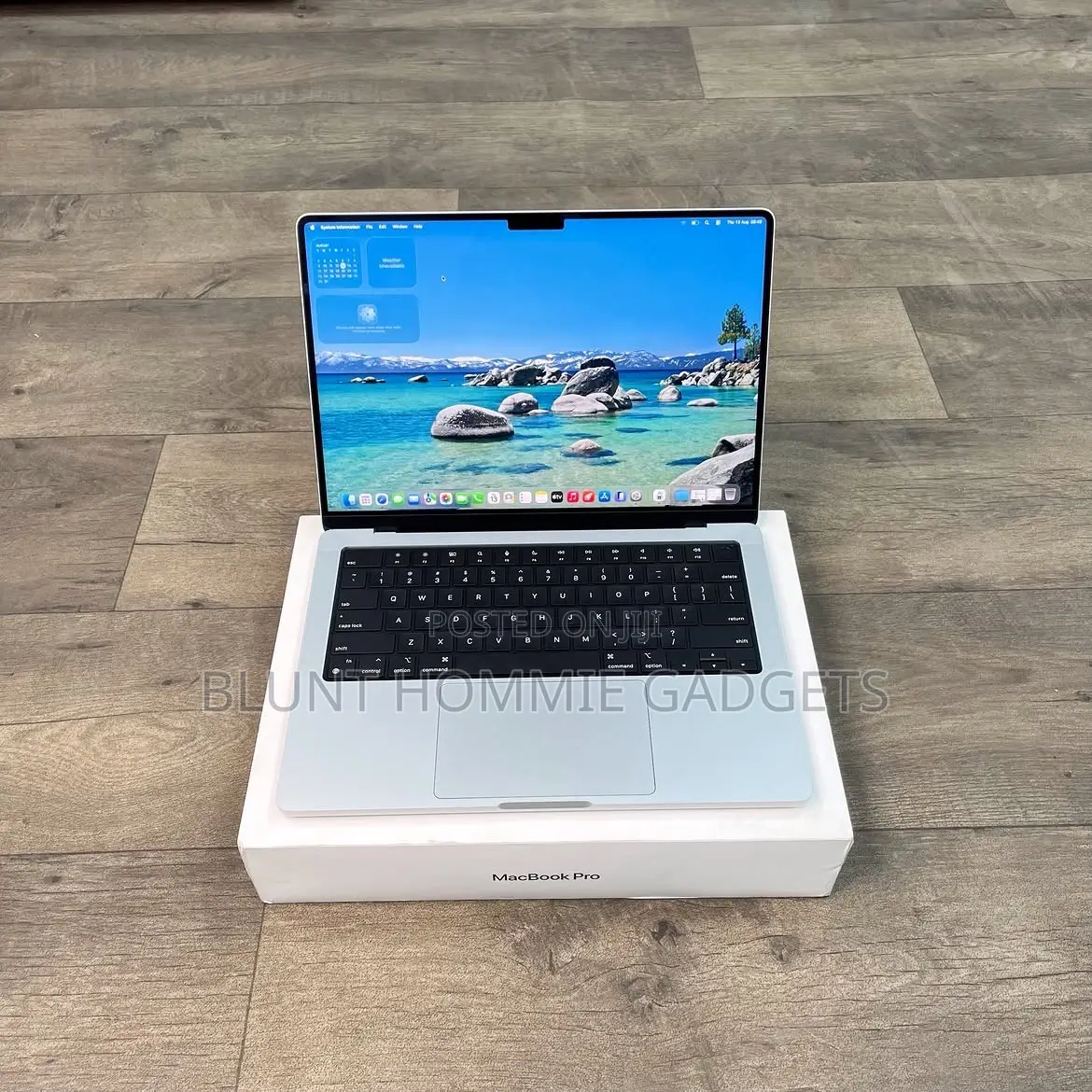 Laptop Apple MacBook Pro 2023 M2 Pro 16GB Apple M2 SSD 512GB