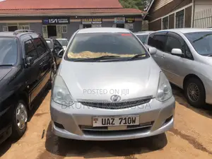 Toyota Wish 2006 Silver