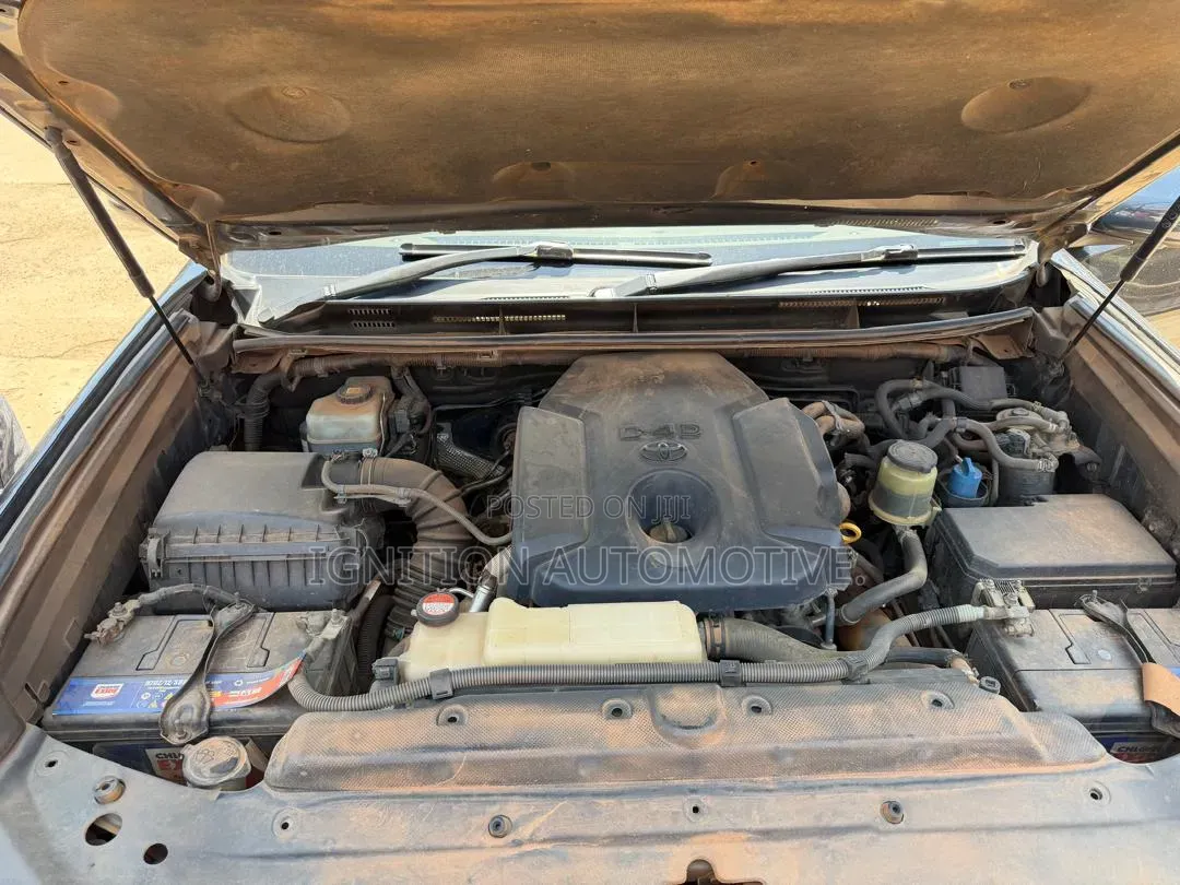 Toyota Land Cruiser 2015 Blue