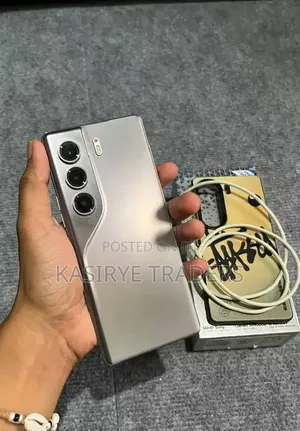 New Tecno Camon 40 Pro 5G 256 GB Gray