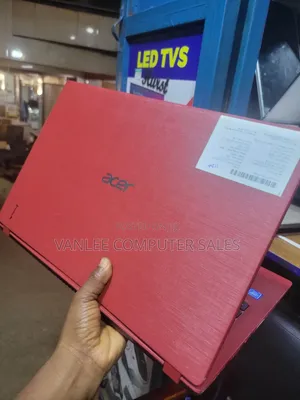 Laptop Acer TravelMate B113 4GB Intel Celeron HDD+SSD 250GB