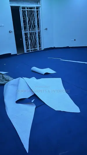 Blue Woolen Carpet – Soft Stylish Floor Carpet