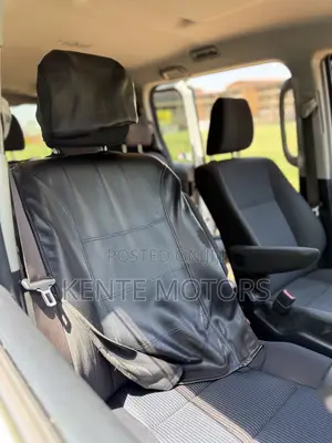 Toyota Noah 2.0 FWD (8 Seater) 2017 White