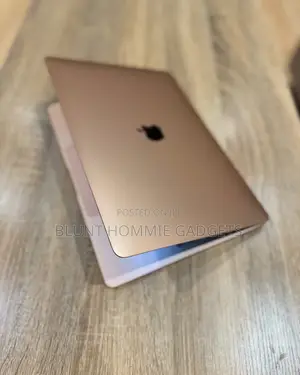 Laptop Apple MacBook Air 2020 8GB Intel Core i5 SSD 256GB