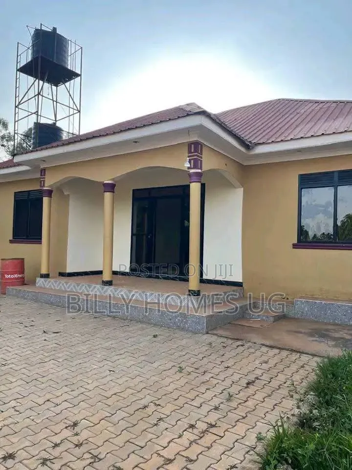 3bdrm House in Nangabo for sale