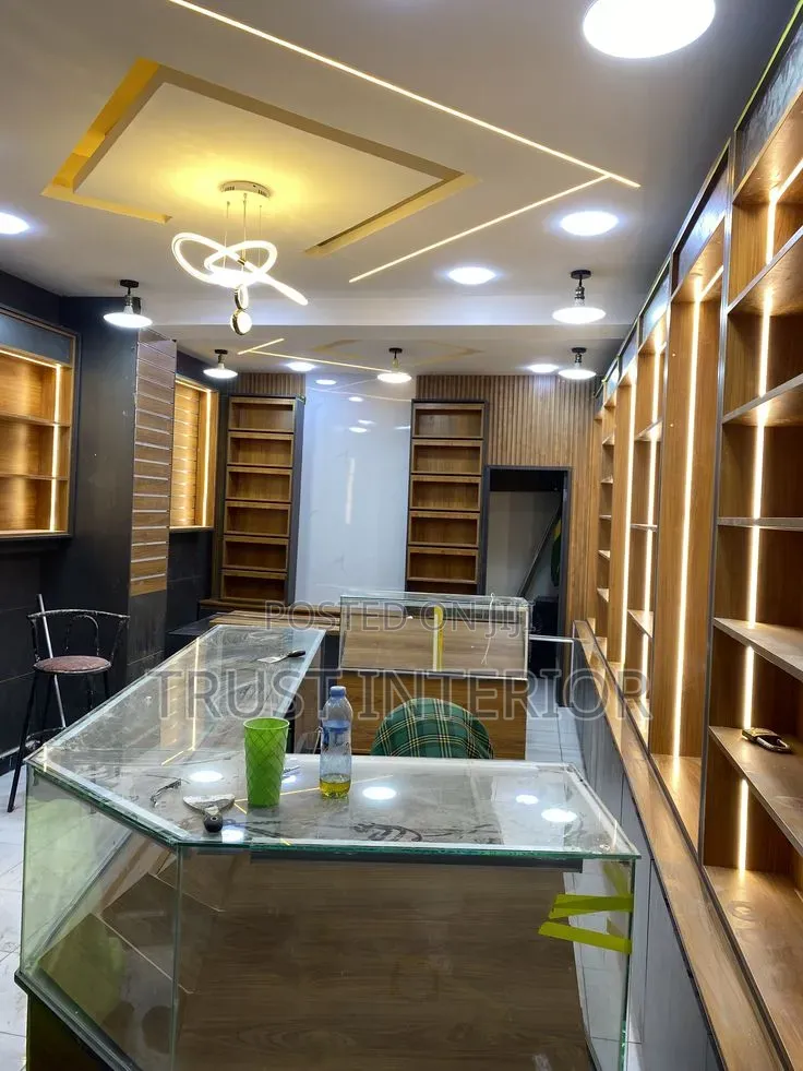 Shop Fitters Carpenters 663