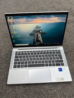 Laptop HP EliteBook 840 G8 8GB Intel Core i7 SSD 256GB
