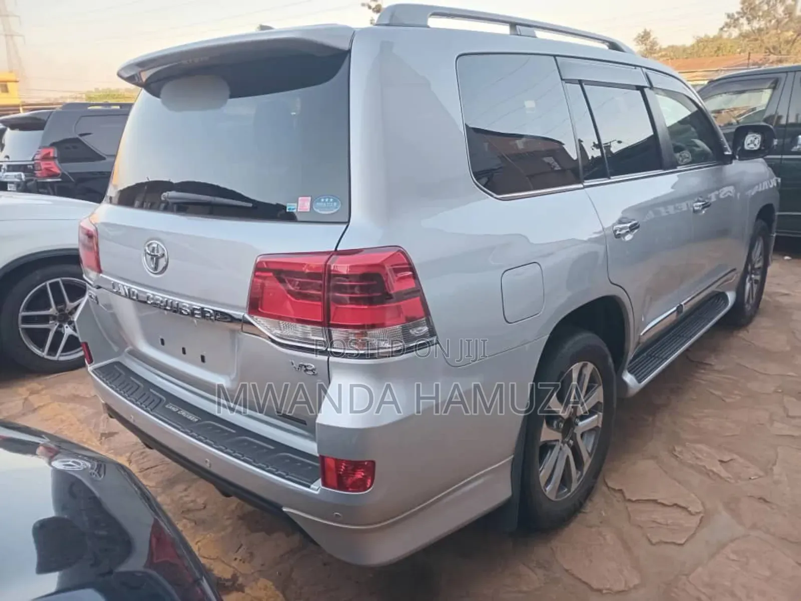 Toyota Land Cruiser 2018 Silver