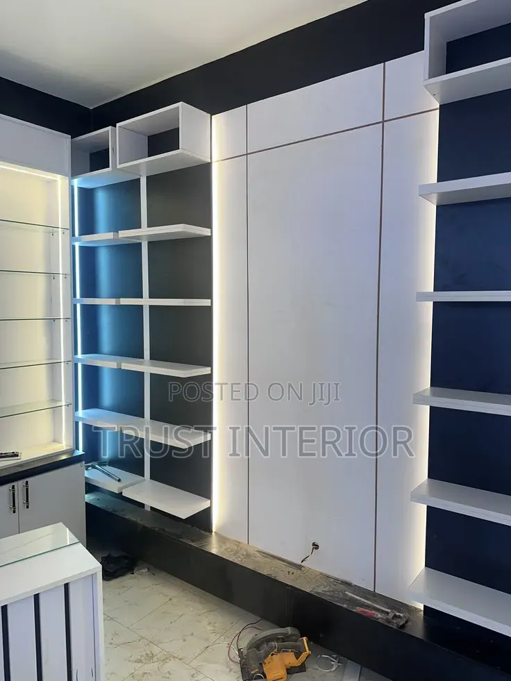 Shop Fitting Services 653