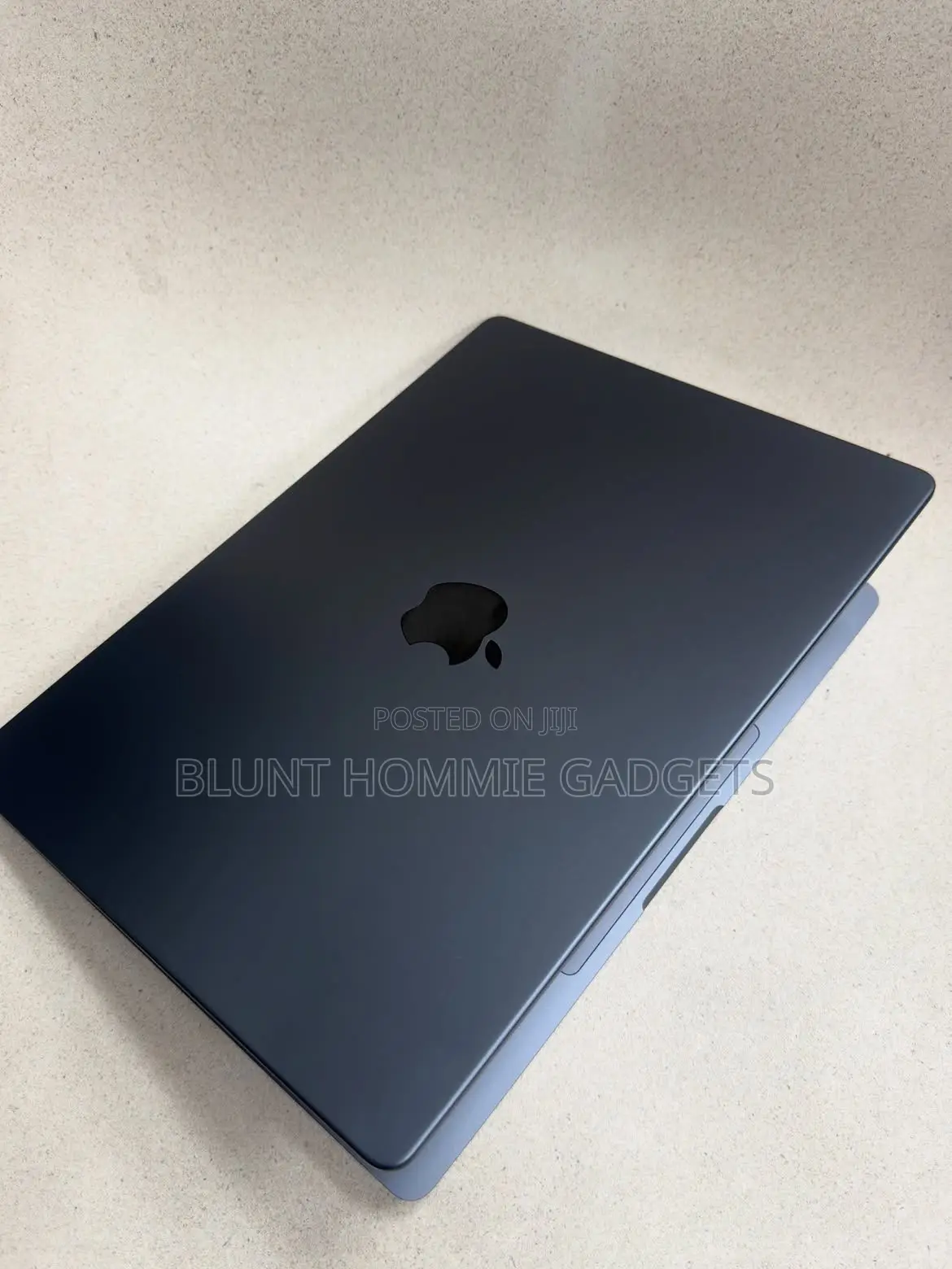 Laptop Apple MacBook Pro 2023 M3 Pro 16GB Apple M3 Pro SSD 512GB