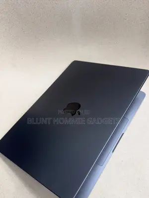Laptop Apple MacBook Pro 2023 M3 Pro 16GB Apple M3 Pro SSD 512GB