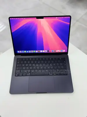 Laptop Apple MacBook Pro 2024 M4 16GB Apple M4 SSD 512GB