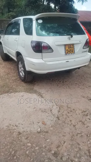 Toyota Harrier 2008 White