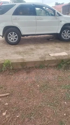 Toyota Harrier 2008 White
