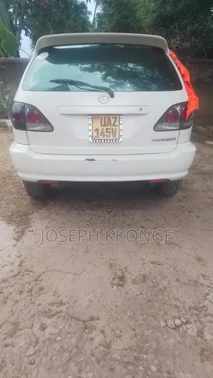 Toyota Harrier 2008 White