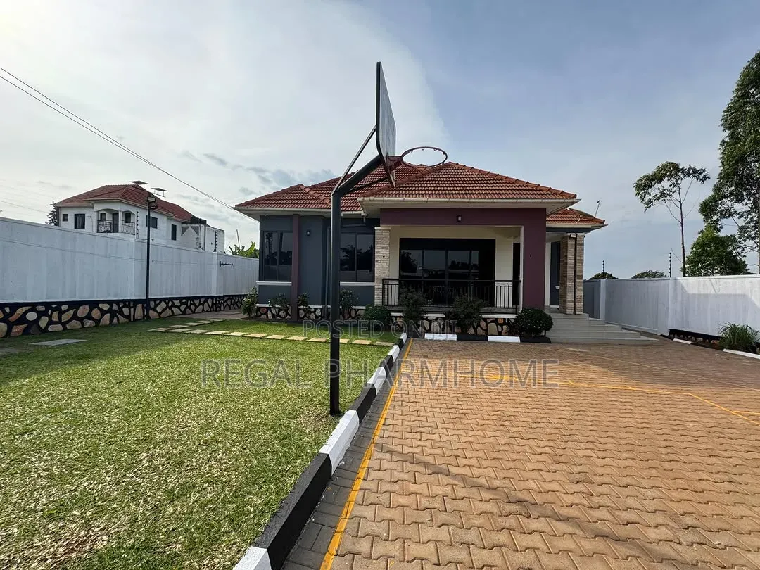 4bdrm Bungalow in Nalaya, Central Division for rent