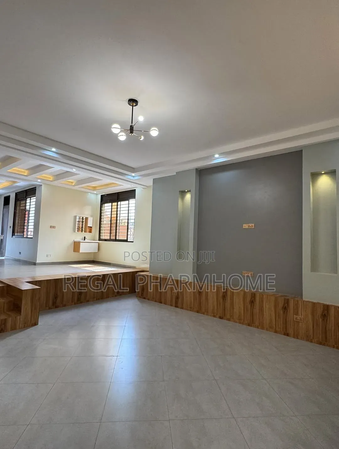 4bdrm Duplex in Mutungo, Central Division for rent