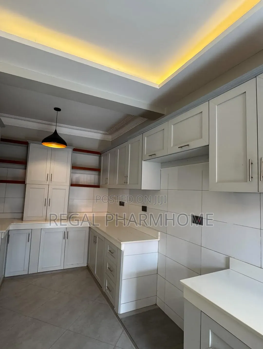 4bdrm Duplex in Mutungo, Central Division for rent