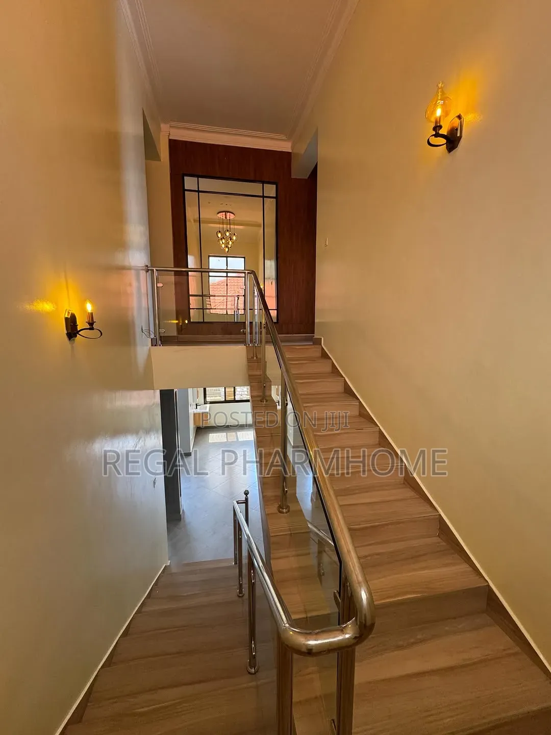 4bdrm Duplex in Mutungo, Central Division for rent