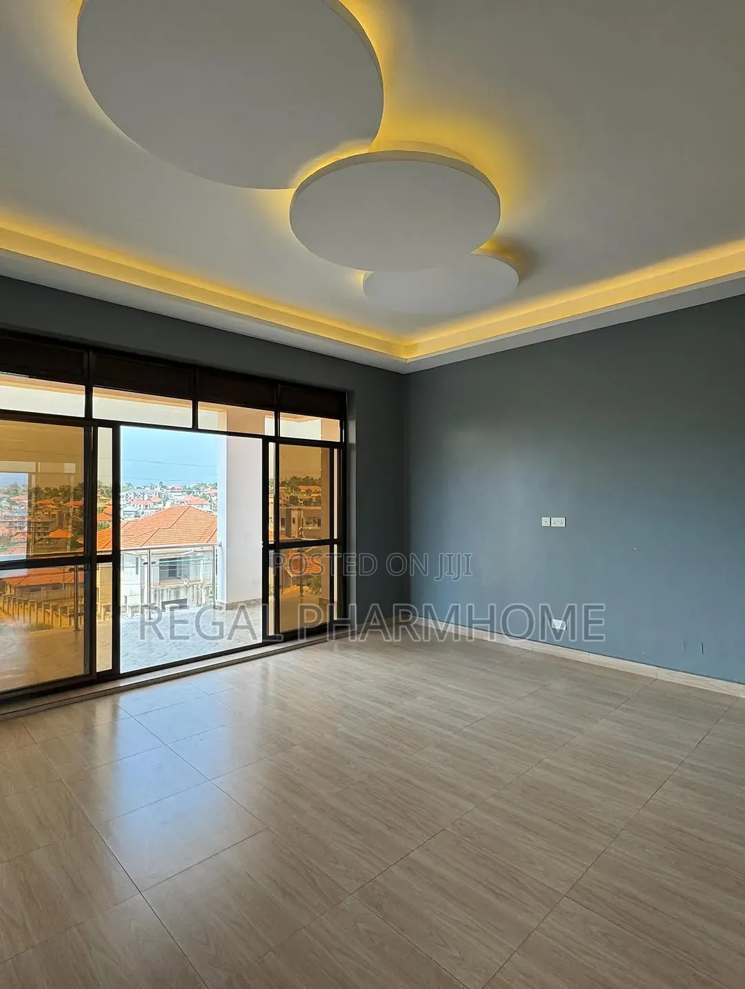 4bdrm Duplex in Mutungo, Central Division for rent