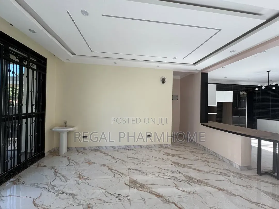 4bdrm Duplex in Bugolobi, Central Division for rent