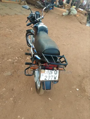 Bajaj CT 110X 2023 Red