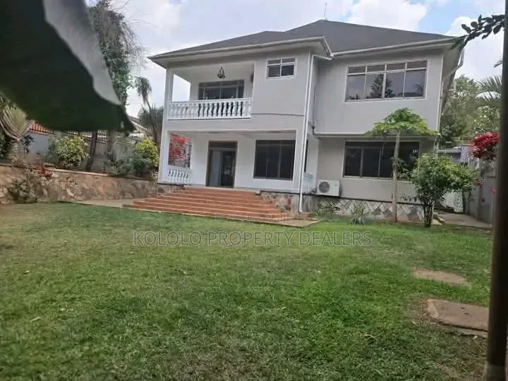 5bdrm Duplex in Naguru, Central Division for rent
