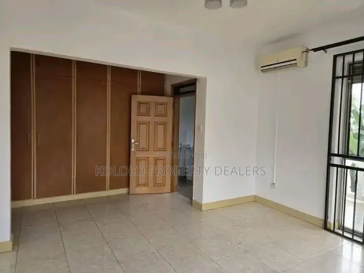 5bdrm Duplex in Naguru, Central Division for rent