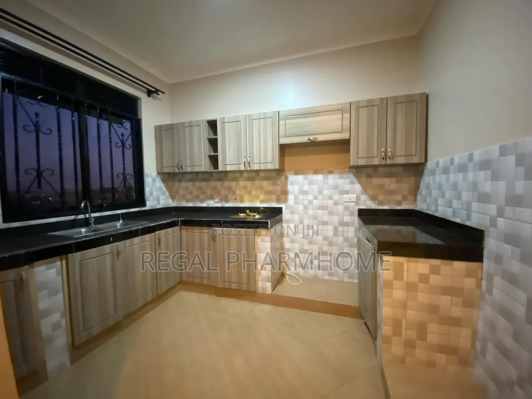3bdrm Apartment in Bugolobi, Central Division for rent