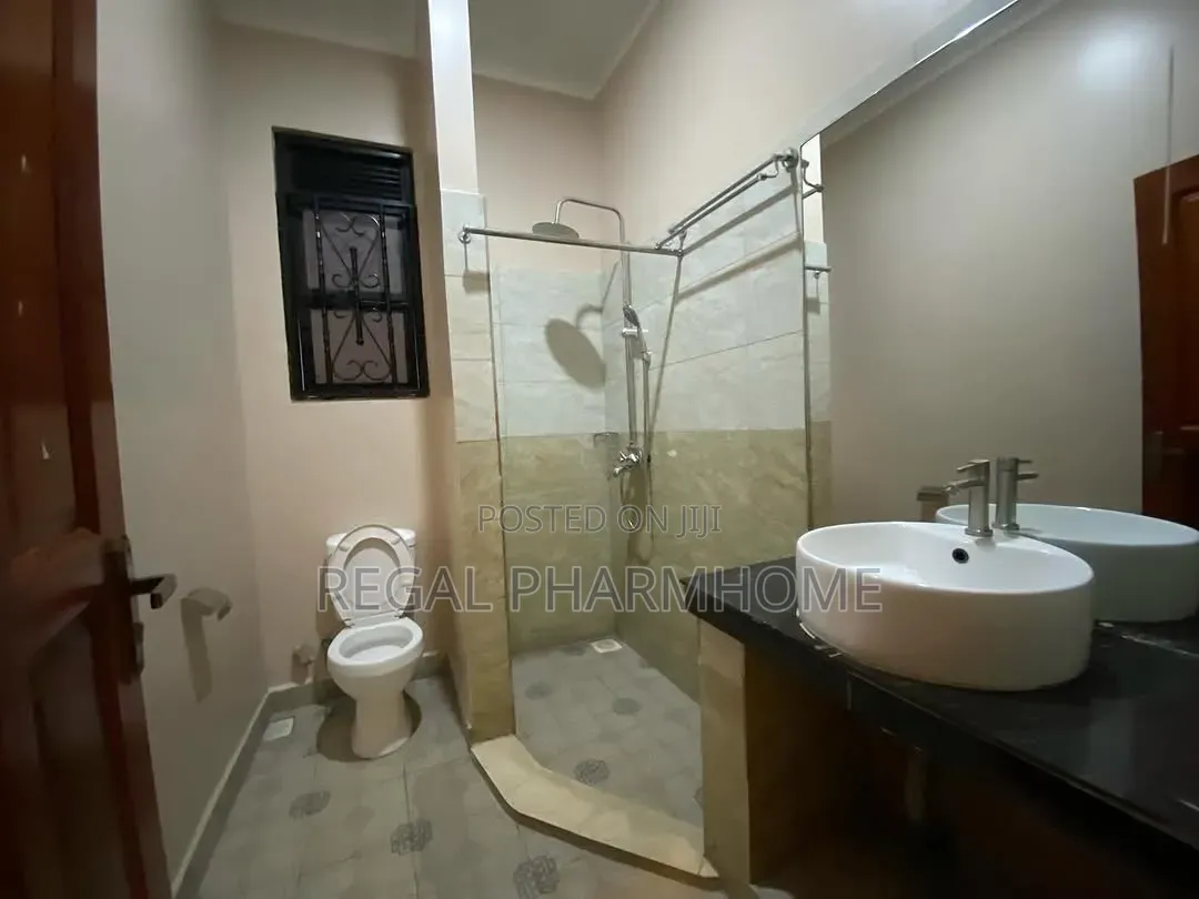 3bdrm Apartment in Bugolobi, Central Division for rent