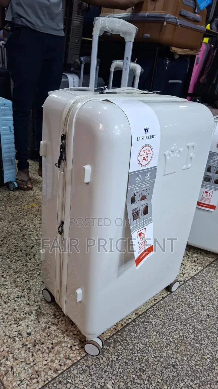 Executive Noble suitcase.Rushberry. Large.( White)