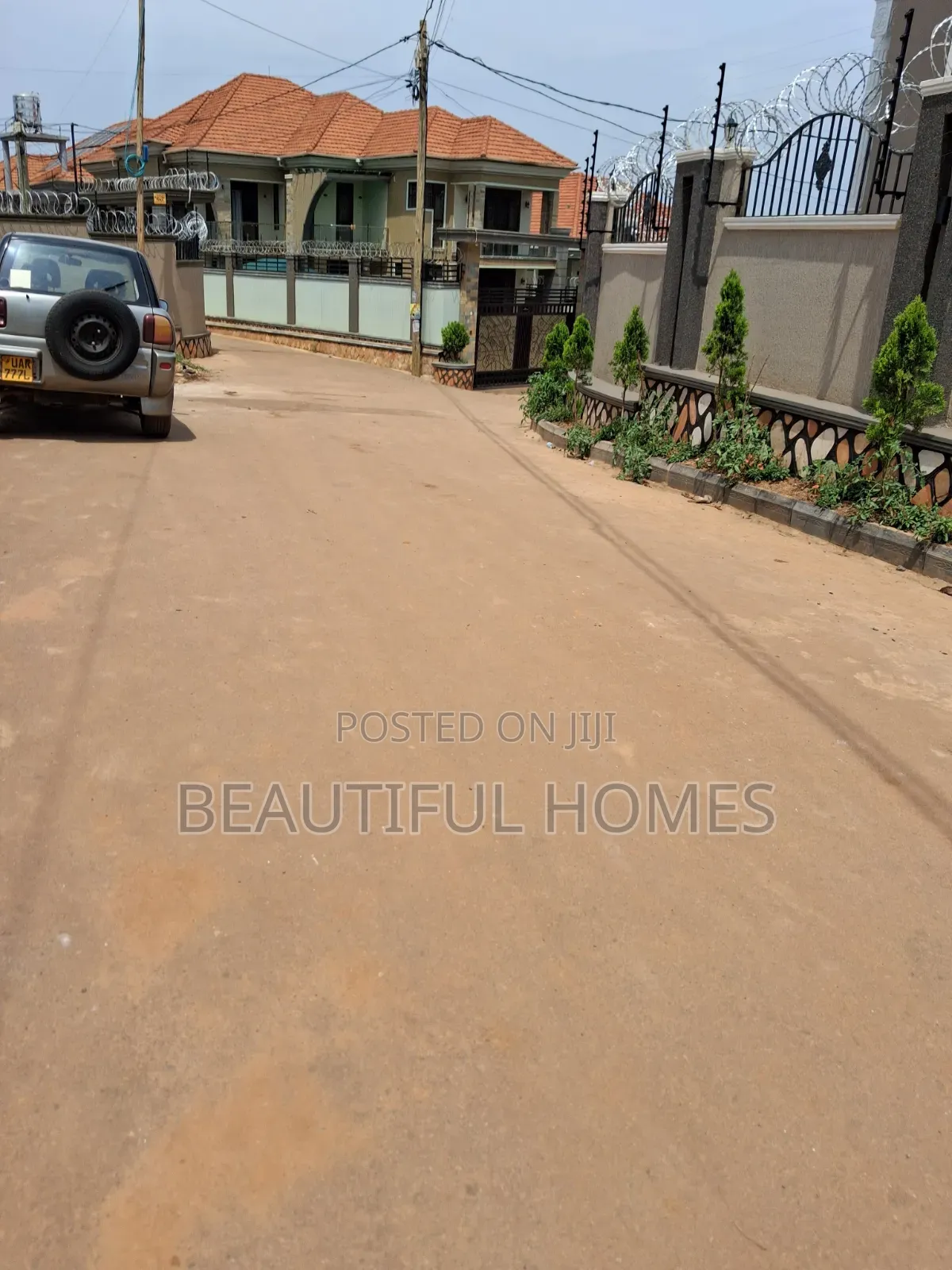 Furnished 7bdrm Mansion in Kira for sale