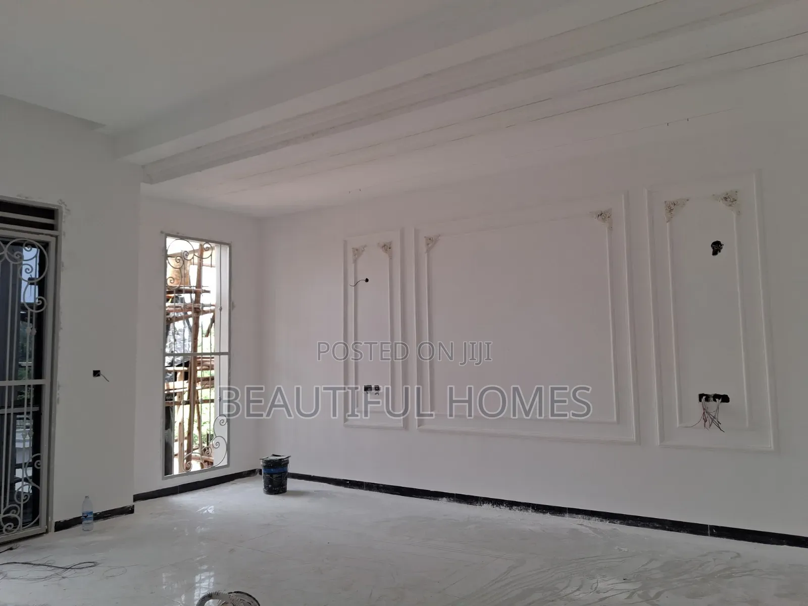 Furnished 7bdrm Mansion in Kira for sale
